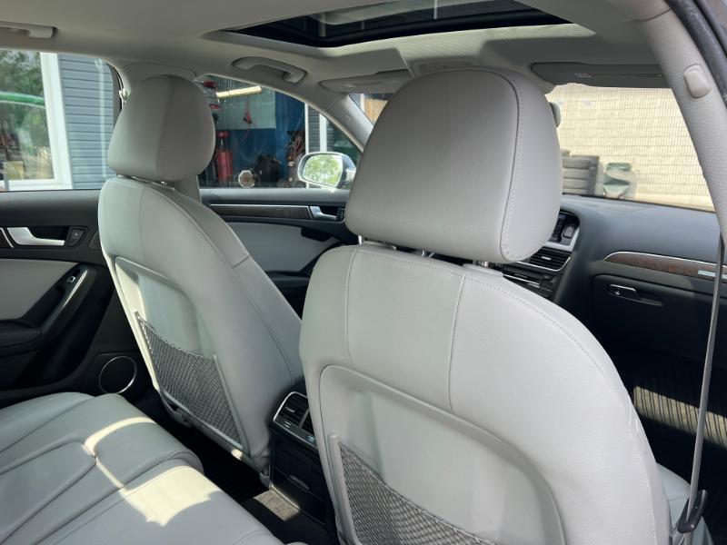 Audi A4 2.0T Sedan quattro Tiptronic 2013