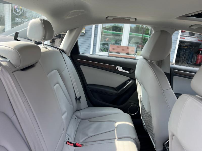 Audi A4 2.0T Sedan quattro Tiptronic 2013