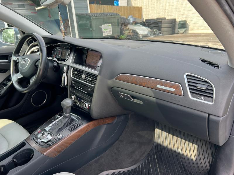Audi A4 2.0T Sedan quattro Tiptronic 2013