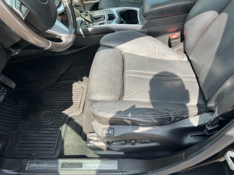 Cadillac SRX Luxury AWD 2012