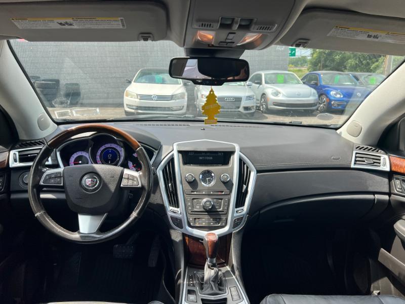 Cadillac SRX Luxury AWD 2012