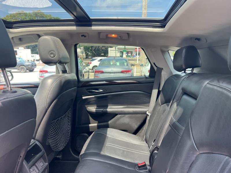 Cadillac SRX Luxury AWD 2012