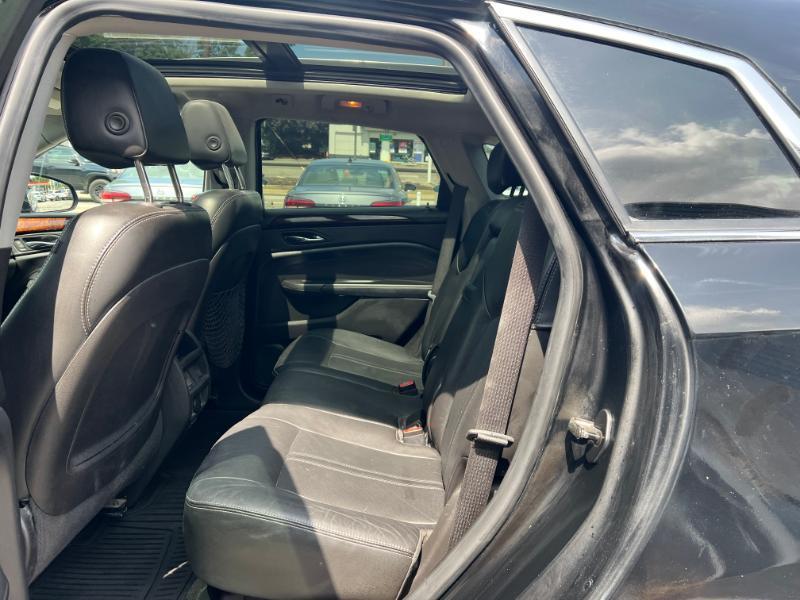 Cadillac SRX Luxury AWD 2012
