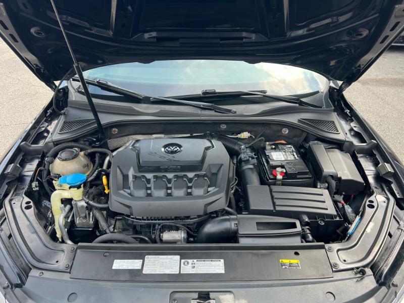 Volkswagen Passat SE 2018