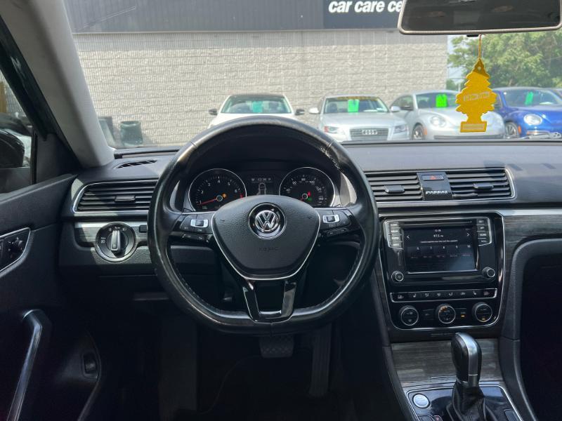 Volkswagen Passat SE 2018