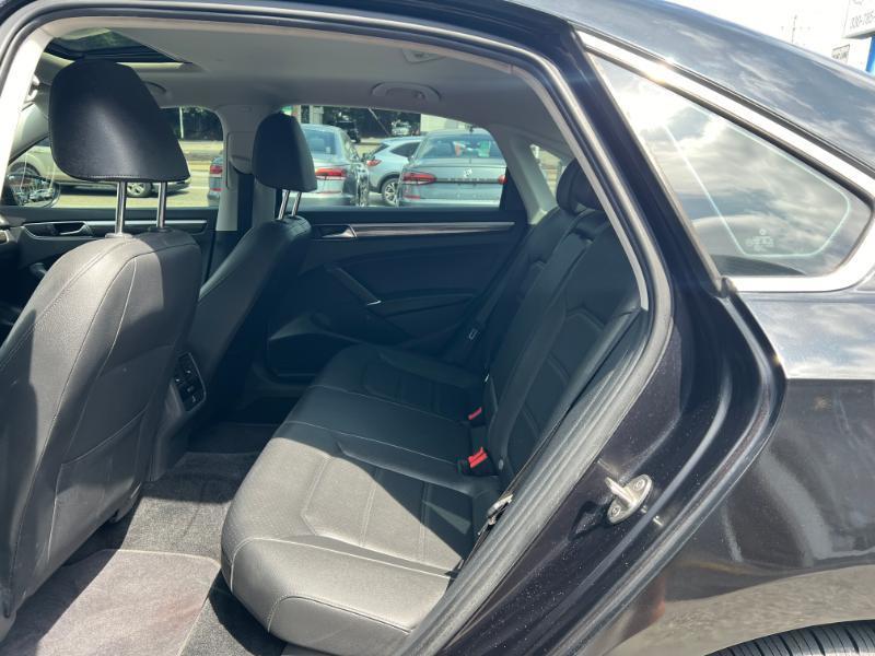 Volkswagen Passat SE 2018