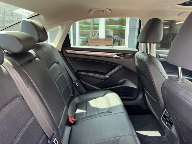 Volkswagen Passat SE 2018