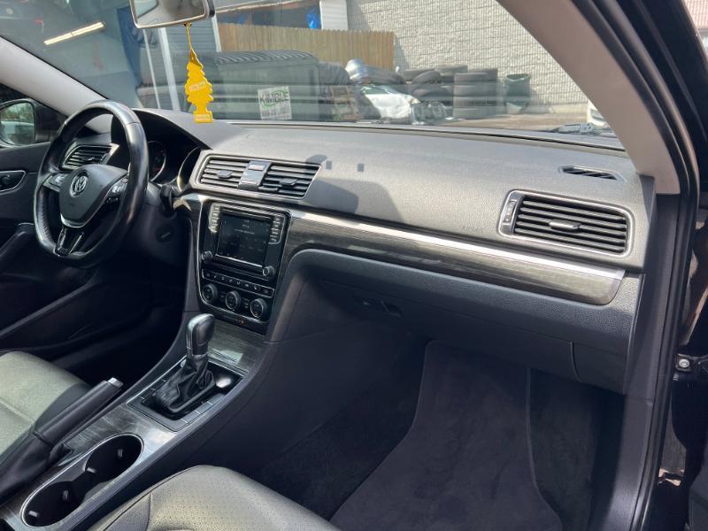 Volkswagen Passat SE 2018