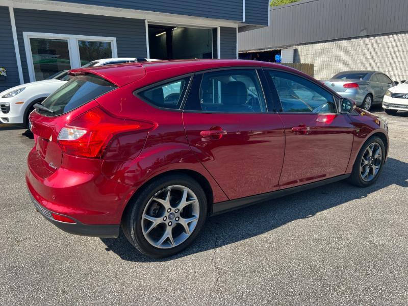 Ford Focus SE Hatch 2013