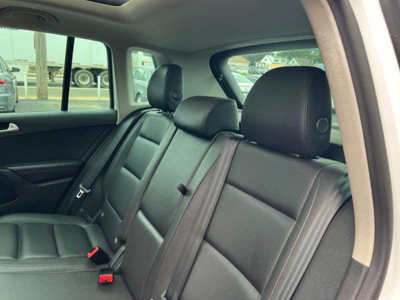 Volkswagen Tiguan S 4Motion 2015