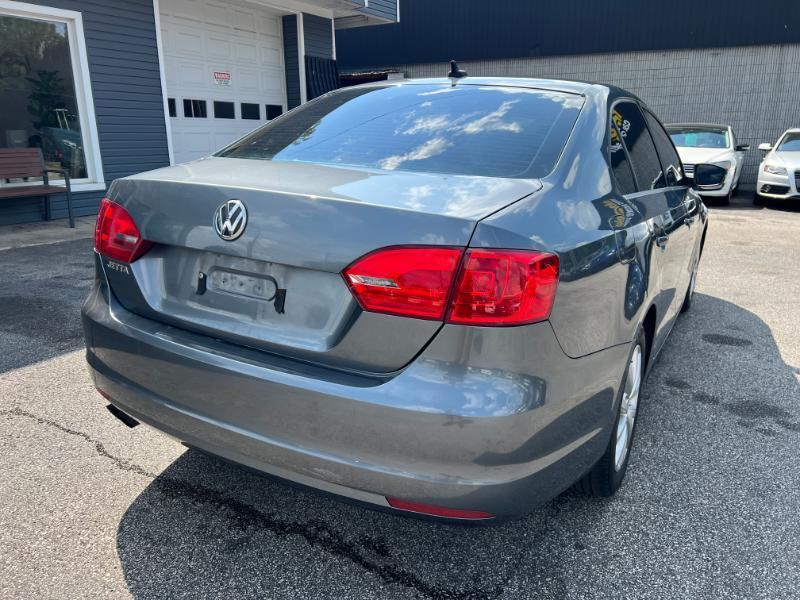 Volkswagen Jetta SE 2014