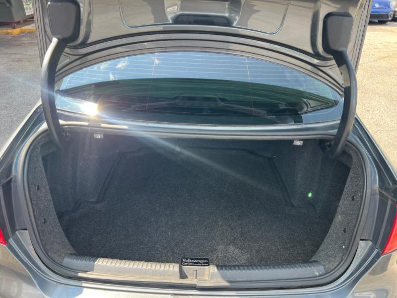 Volkswagen Jetta SE 2014