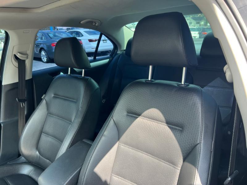 Volkswagen Jetta SE 2014