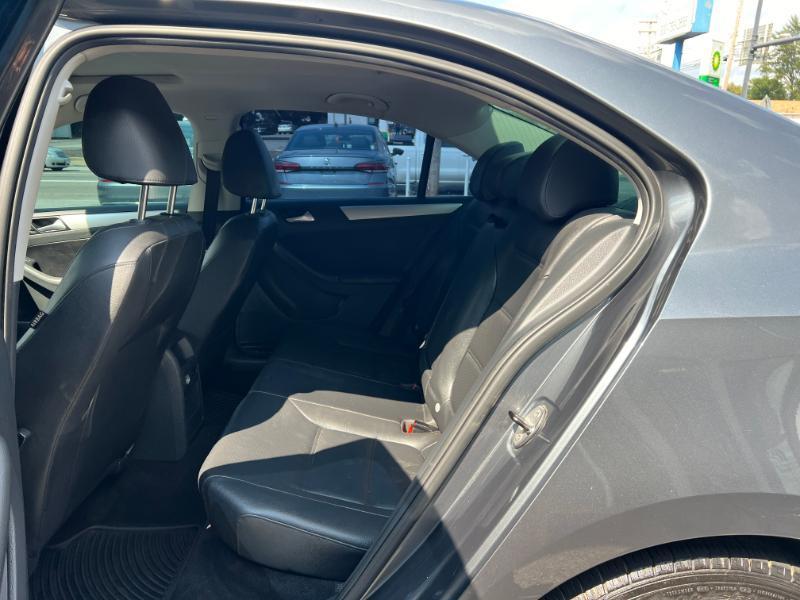 Volkswagen Jetta SE 2014