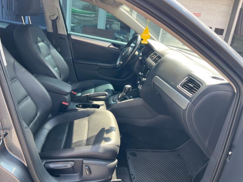 Volkswagen Jetta SE 2014
