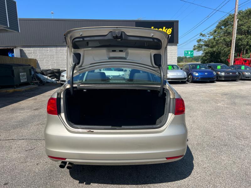 Volkswagen Jetta SE 2014