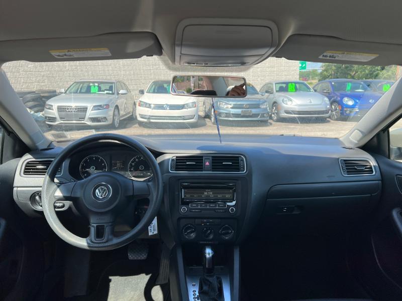 Volkswagen Jetta SE 2014