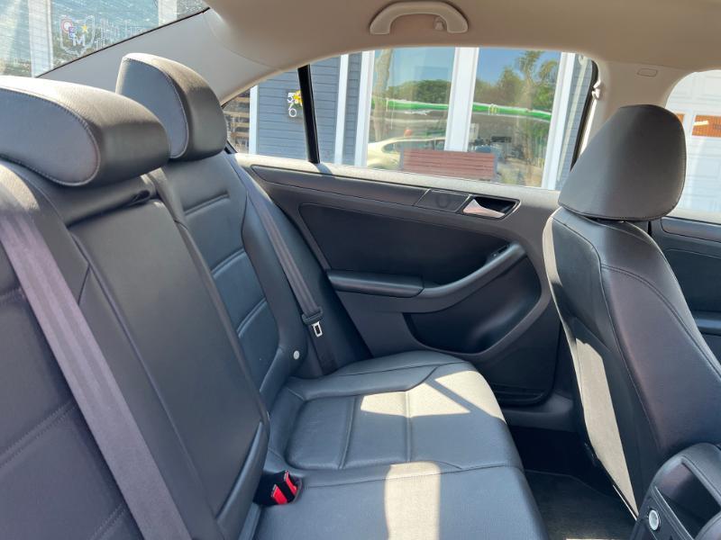 Volkswagen Jetta SE 2014