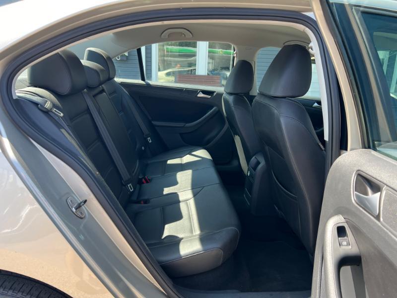 Volkswagen Jetta SE 2014