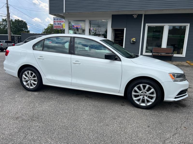 Volkswagen Jetta SE 6A 2015