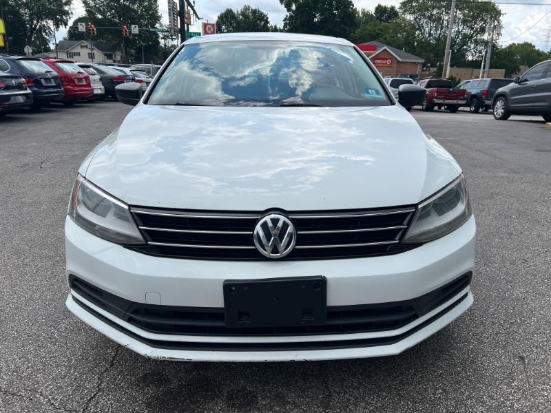 Volkswagen Jetta SE 6A 2015