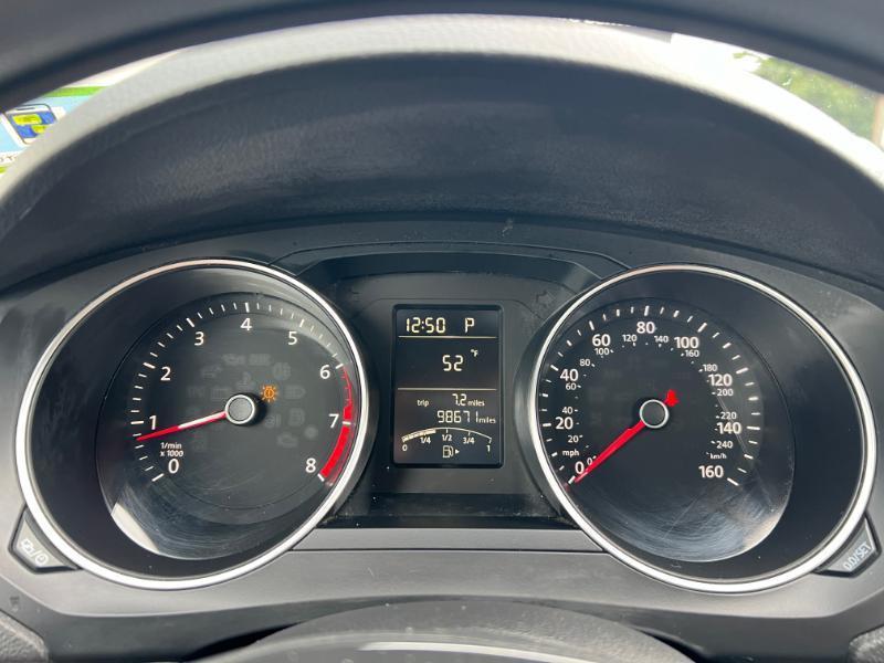 Volkswagen Jetta SE 6A 2015