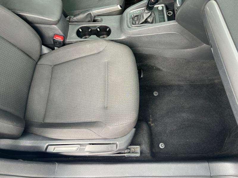 Volkswagen Jetta SE 6A 2015
