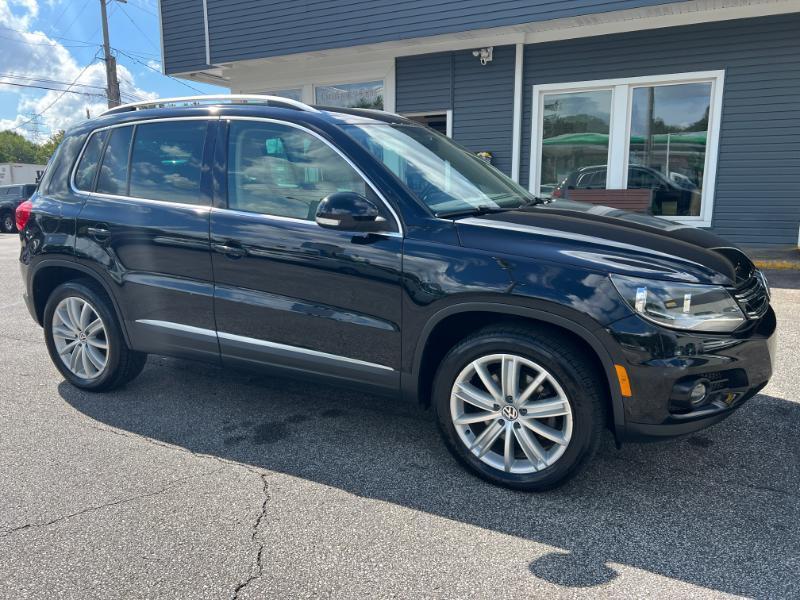 Volkswagen Tiguan S 2014