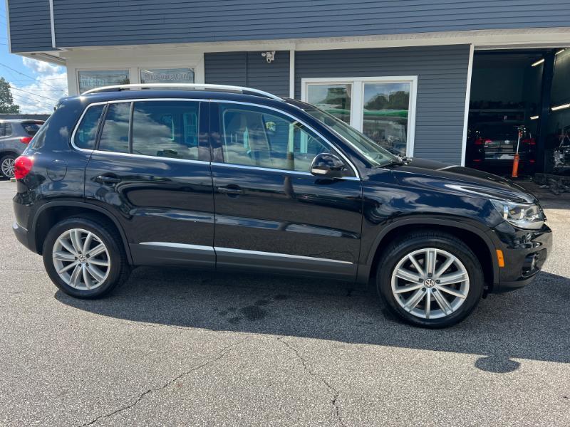 Volkswagen Tiguan S 2014