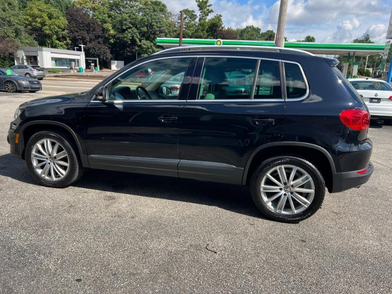 Volkswagen Tiguan S 2014