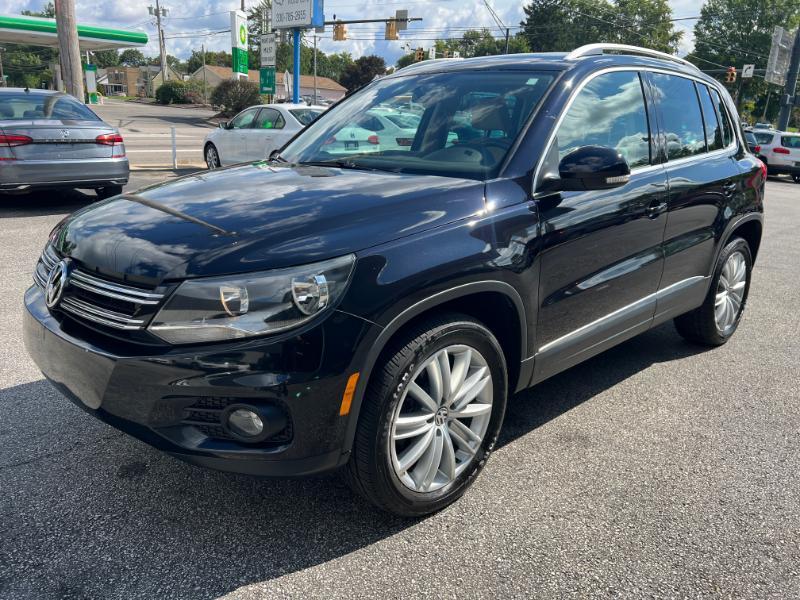 Volkswagen Tiguan S 2014