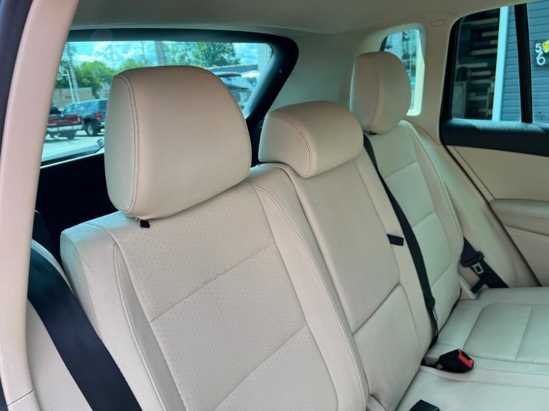 Volkswagen Tiguan S 2014