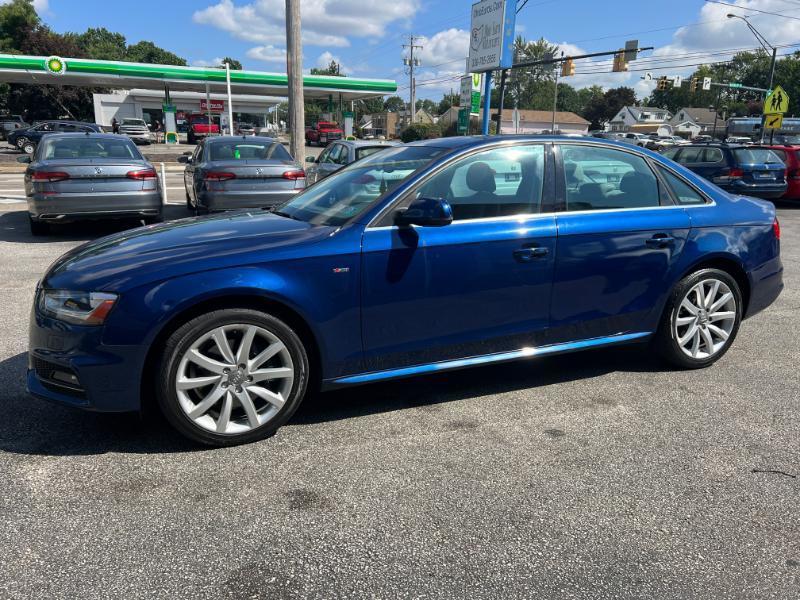 Audi A4 2.0T Sedan quattro Tiptronic 2014