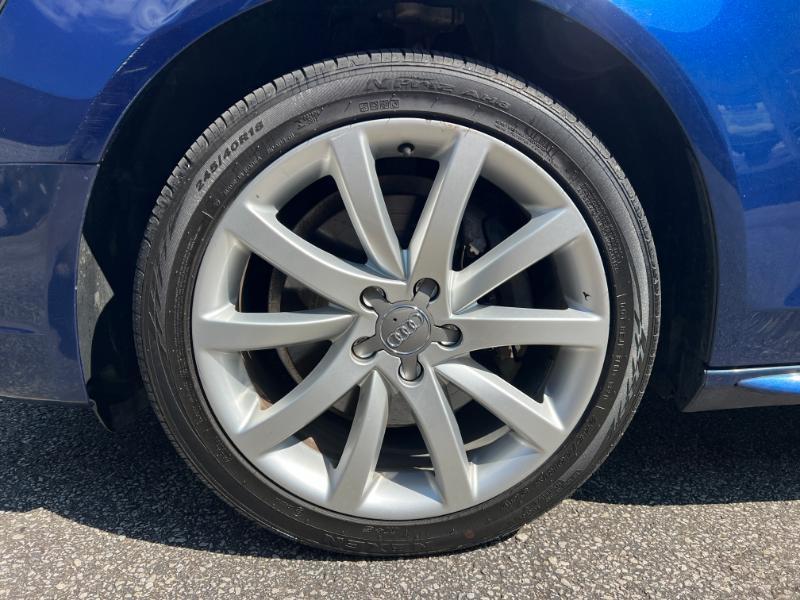 Audi A4 2.0T Sedan quattro Tiptronic 2014