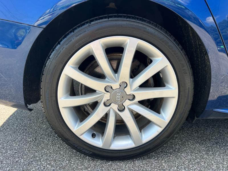 Audi A4 2.0T Sedan quattro Tiptronic 2014