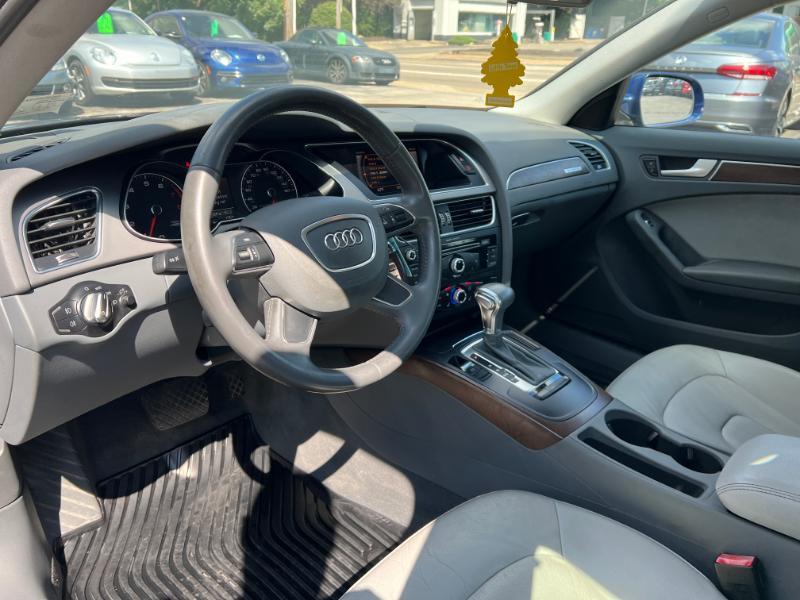 Audi A4 2.0T Sedan quattro Tiptronic 2014