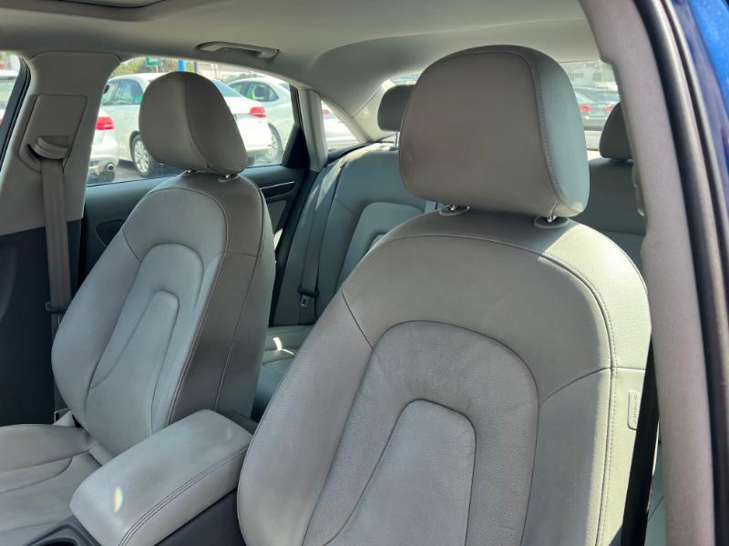Audi A4 2.0T Sedan quattro Tiptronic 2014