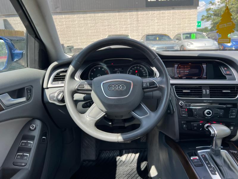 Audi A4 2.0T Sedan quattro Tiptronic 2014