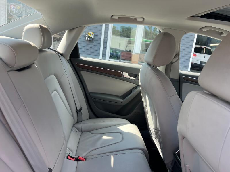 Audi A4 2.0T Sedan quattro Tiptronic 2014