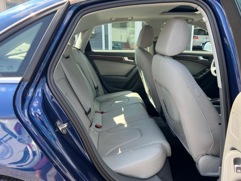 Audi A4 2.0T Sedan quattro Tiptronic 2014