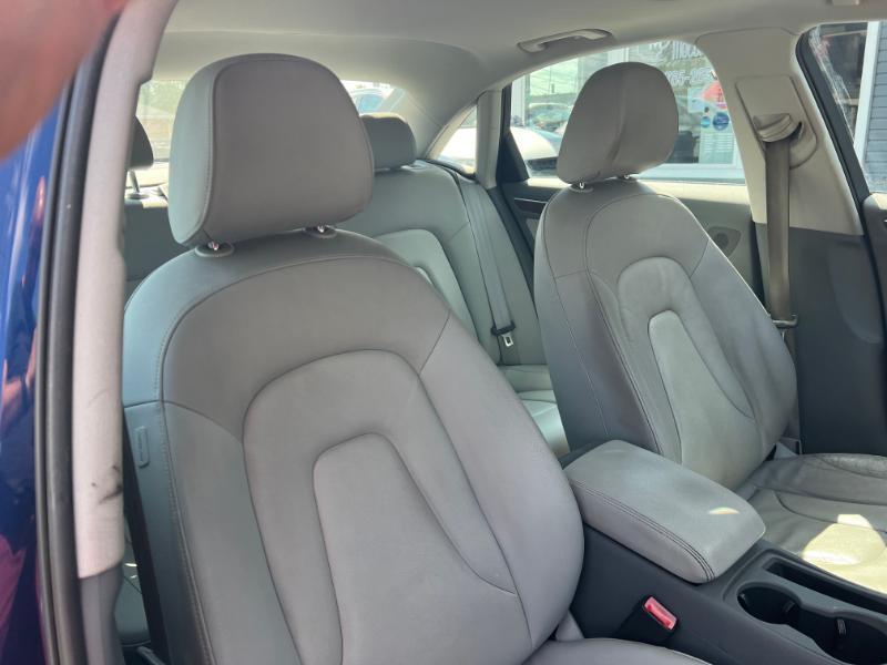 Audi A4 2.0T Sedan quattro Tiptronic 2014