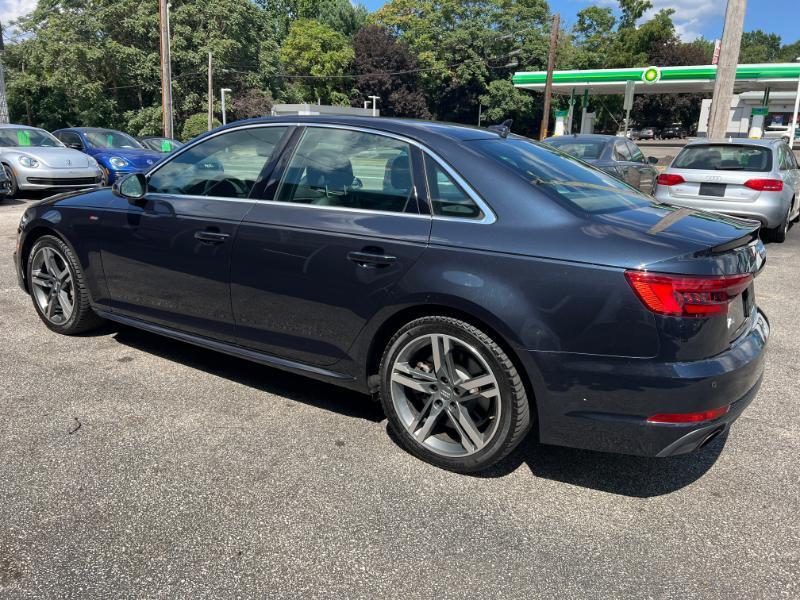 Audi A4 2.0T Premium Plus quattro Sedan 2017