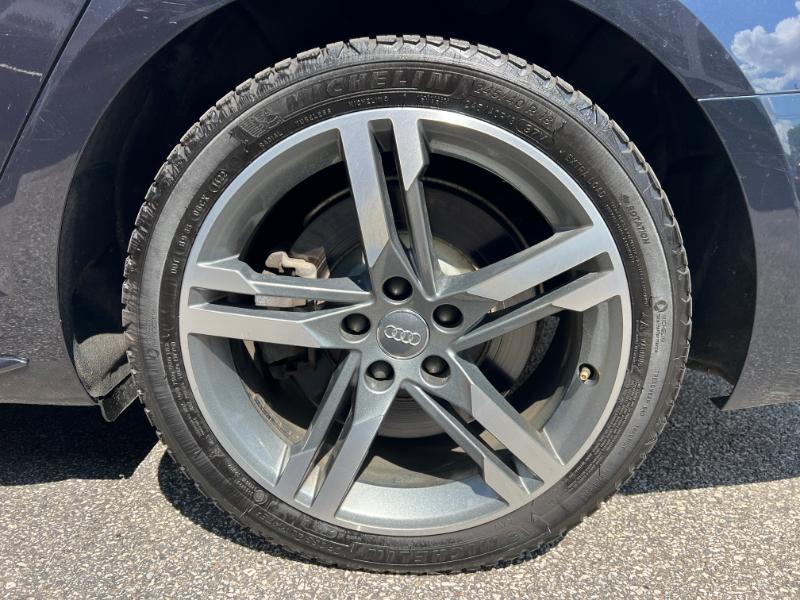 Audi A4 2.0T Premium Plus quattro Sedan 2017