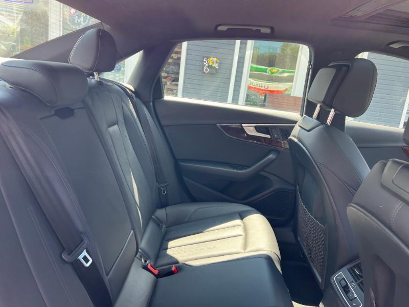 Audi A4 2.0T Premium Plus quattro Sedan 2017