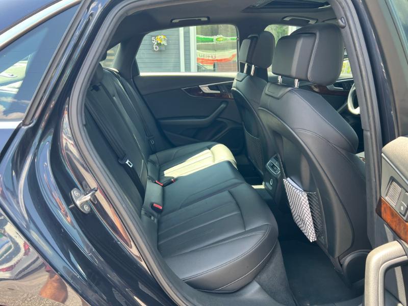 Audi A4 2.0T Premium Plus quattro Sedan 2017