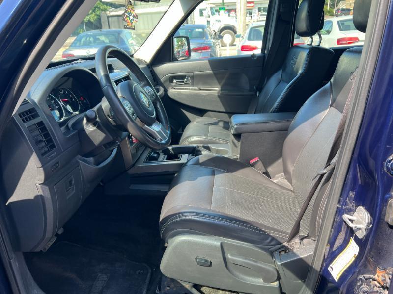 Jeep Liberty Limited 4WD 2012