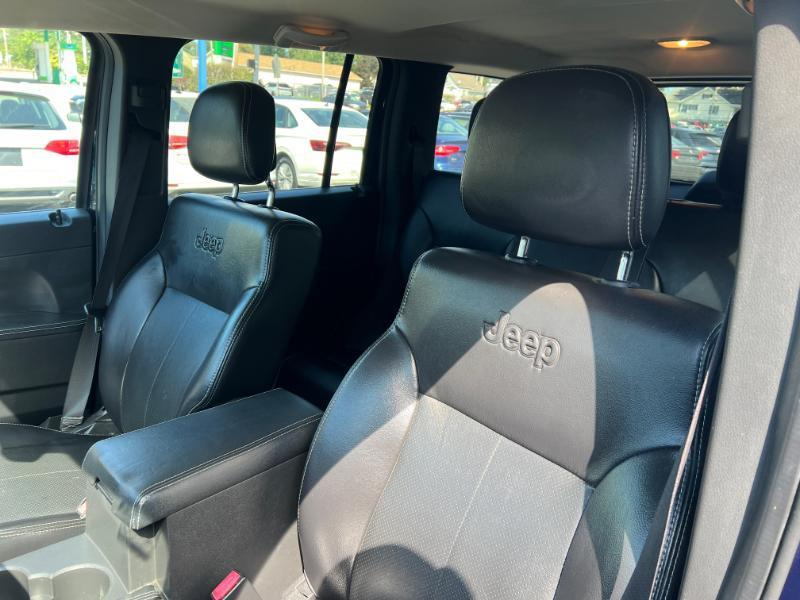 Jeep Liberty Limited 4WD 2012