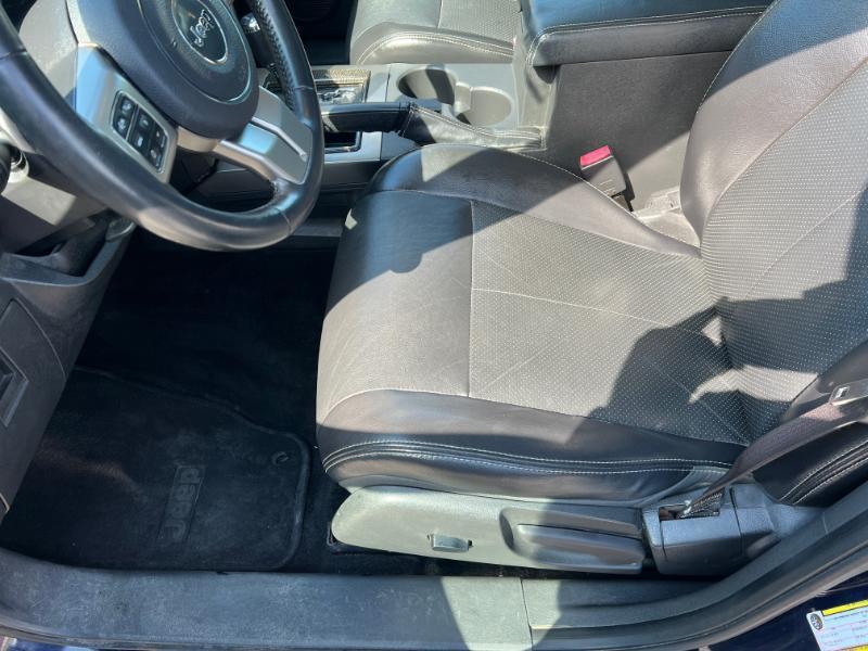 Jeep Liberty Limited 4WD 2012