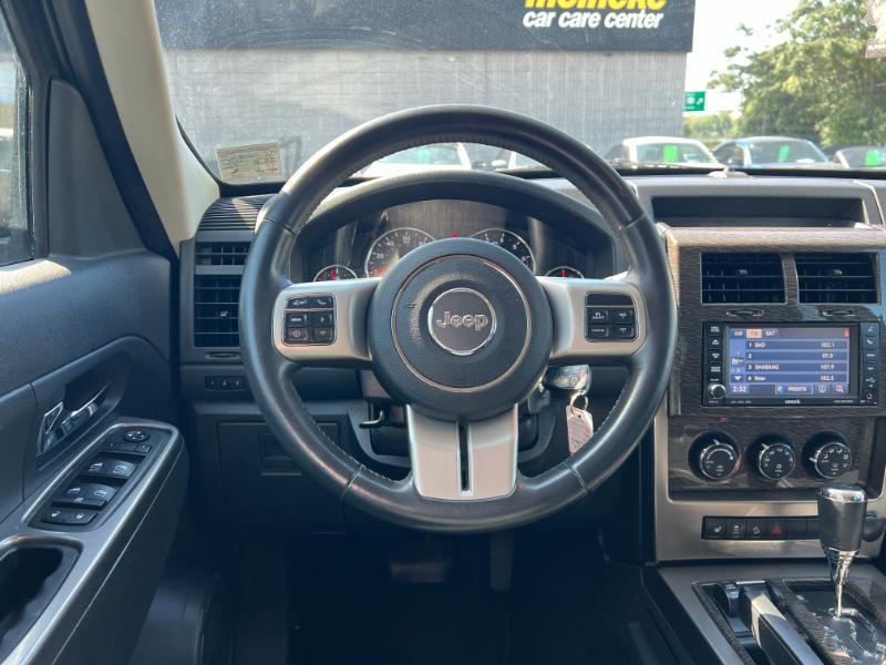 Jeep Liberty Limited 4WD 2012