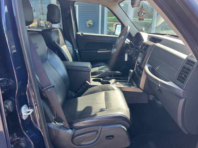 Jeep Liberty Limited 4WD 2012